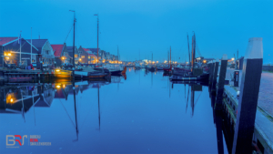 Westhaven Urk bij avond