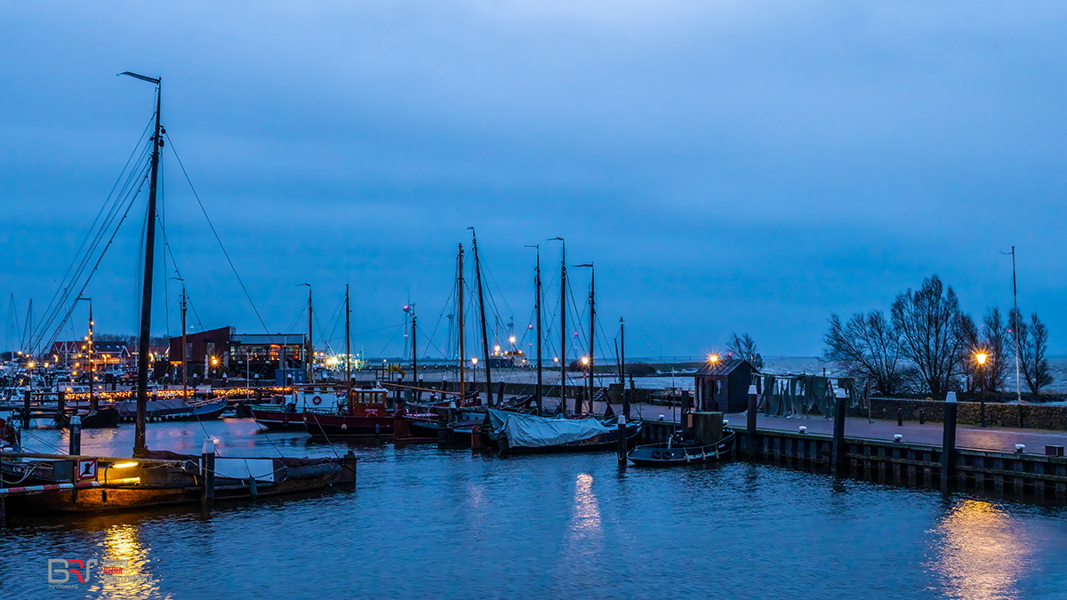 Urk voor zonsopkomst vanaf de Stavershoogte