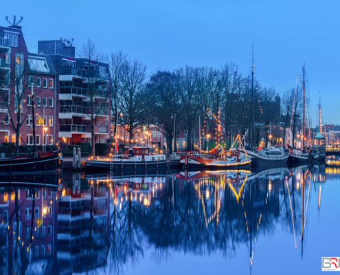 WinterWelvaart Zuiderhaven verlichte schepen